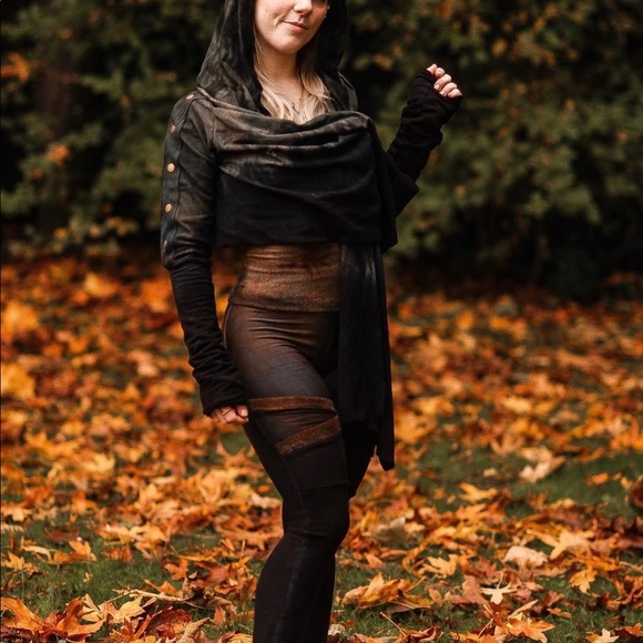 Blossoming Bumble Vanguard Leggings - Picture 4 of 4